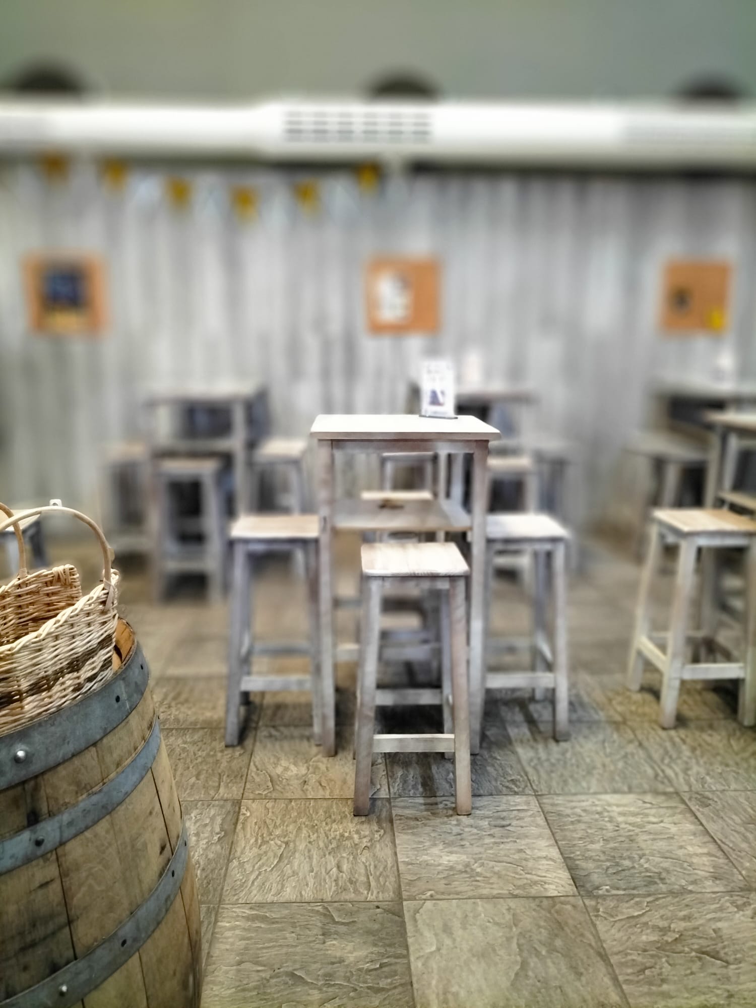 mesas barrica